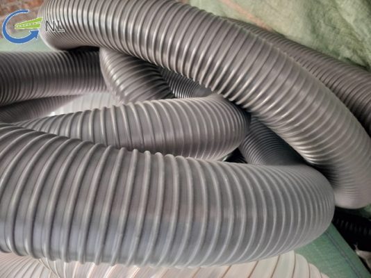 ống hút bụi gân nhựa dạng ruột gà màu xám đen phi 300 Trung quốc