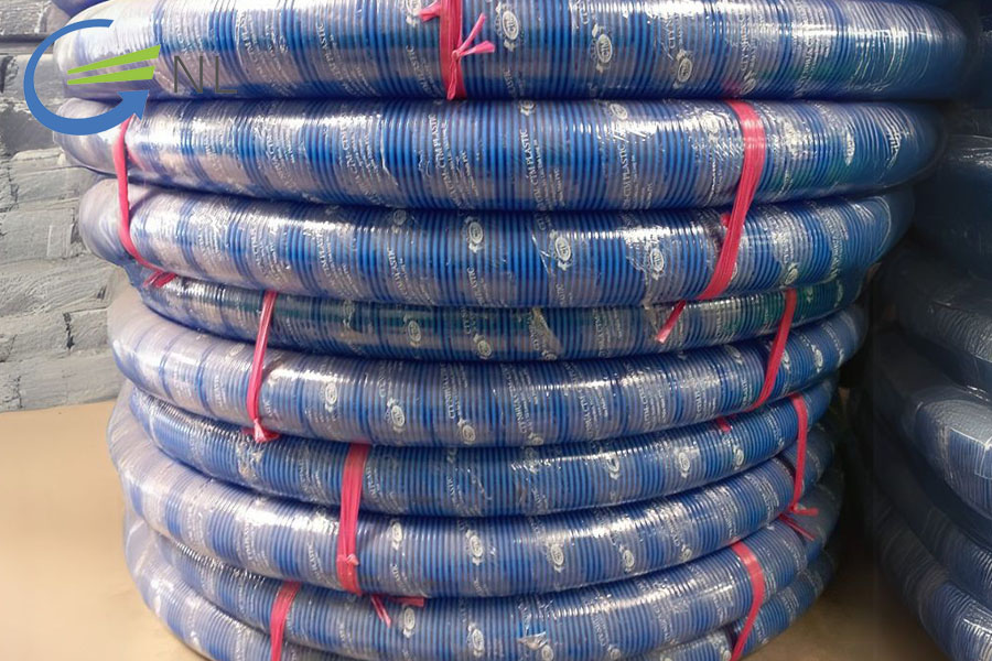 ong-noi-may-hut-bui-gan-xanh-2