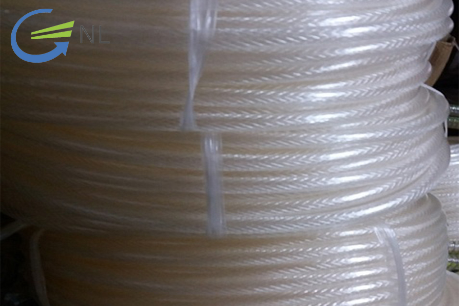 ong-nhua-luoi-deo-phi-8-nguyem-lam