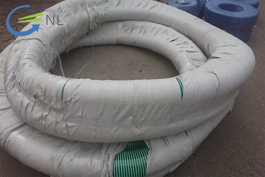 dia-chi-mua-ong-gan-nhua-pvc-co-trau-phi-40-uy-tin