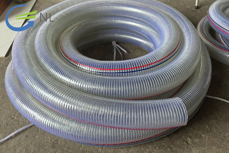 ong-nhua-mem-pvc-loi-thep-phi-168-nguyen-lam-2