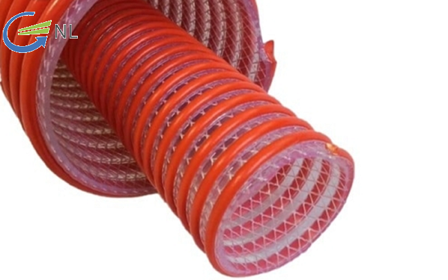 Ống hút PVC được thiết kế ống nhựa trơn bên trong và bện xoắn ống nhựa cứng bên ngoài