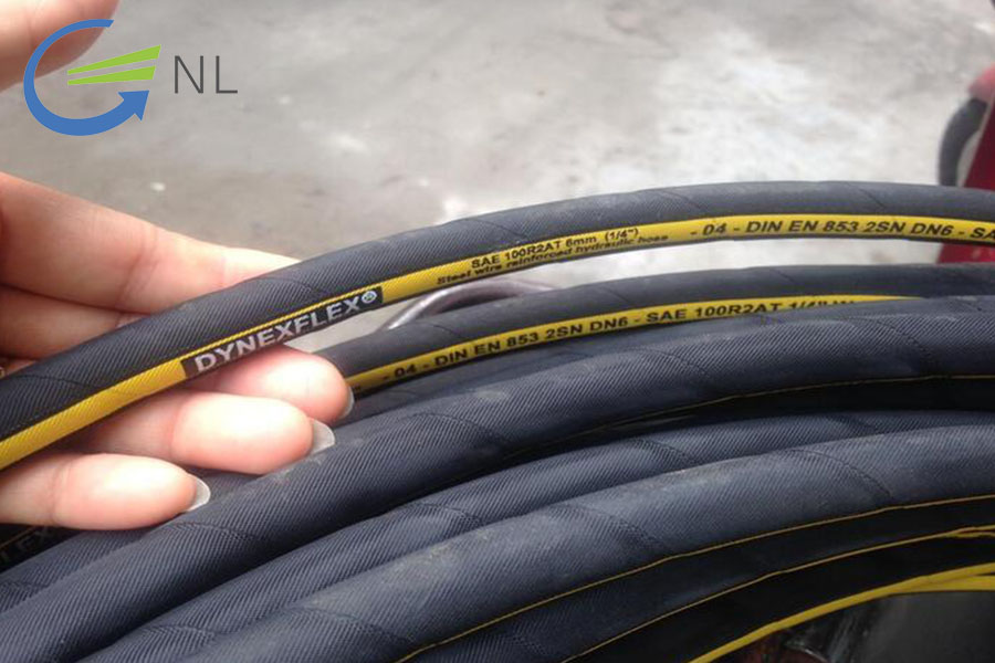 ong-cao-su-manh-thep-nguyen-lam