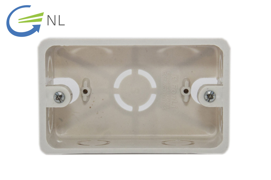 dac-diem-cau-tao-cua-hop-noi-cap-phang-sau-141x80mm