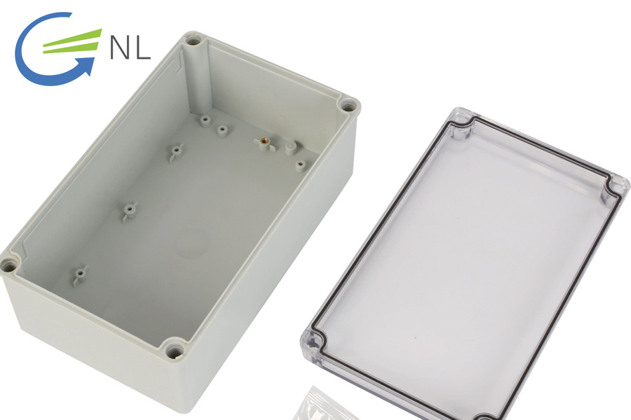 ung-dung-thuc-te-cua-hop-noi-cap-phang-lap-dat-tren-be-mat