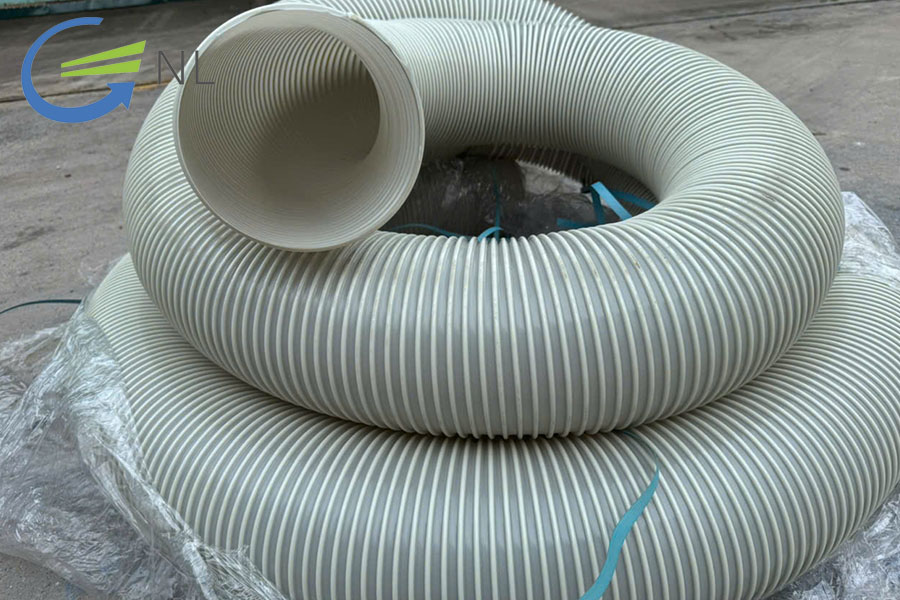 cach-lap-dat-co-dinh-ong-hut-bui-gan-nhua-1