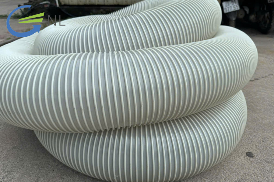 uu-dai-khi-mua-ong-hut-bui-gan-nhua-2