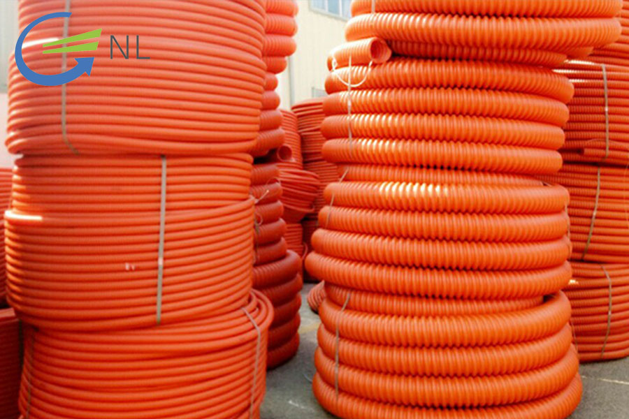 ong-luon-day-dien-ngoai-troi-2