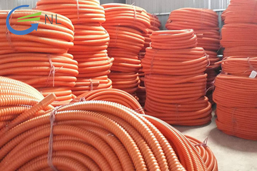 ong-luon-day-dien-ngoai-troi-3